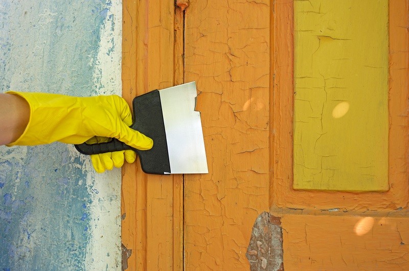 Lead removal services remove paint